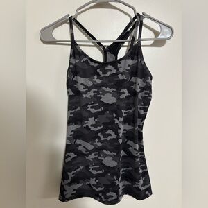 Black camo workout tank top